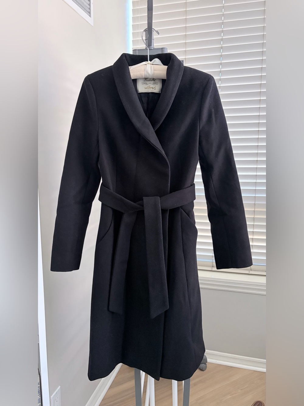 Aritzia Black Belted Wool Coat XS/0